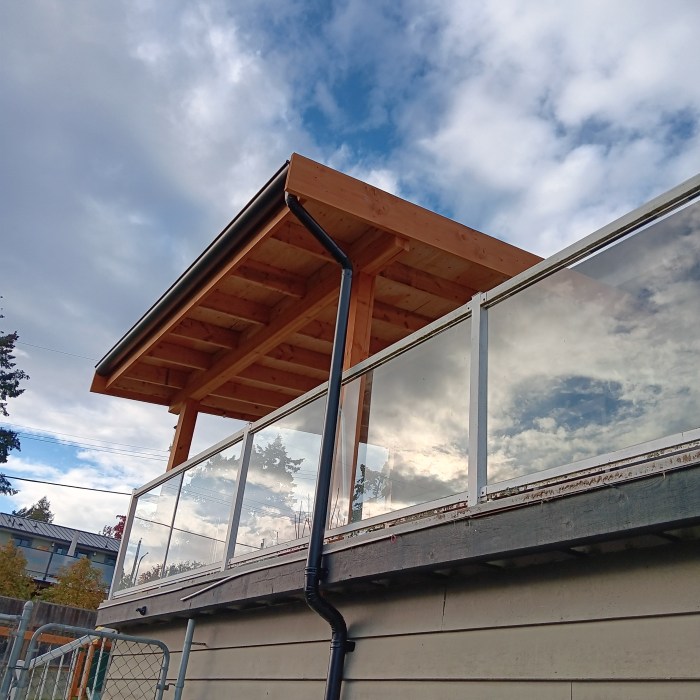 Gutter Installation - Aluminum Downpipe for Residential Property in Victoria, BC